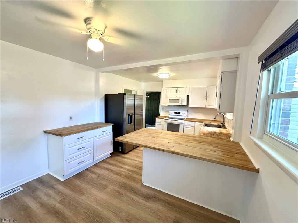 1049 Baker Rd Property Photo 6