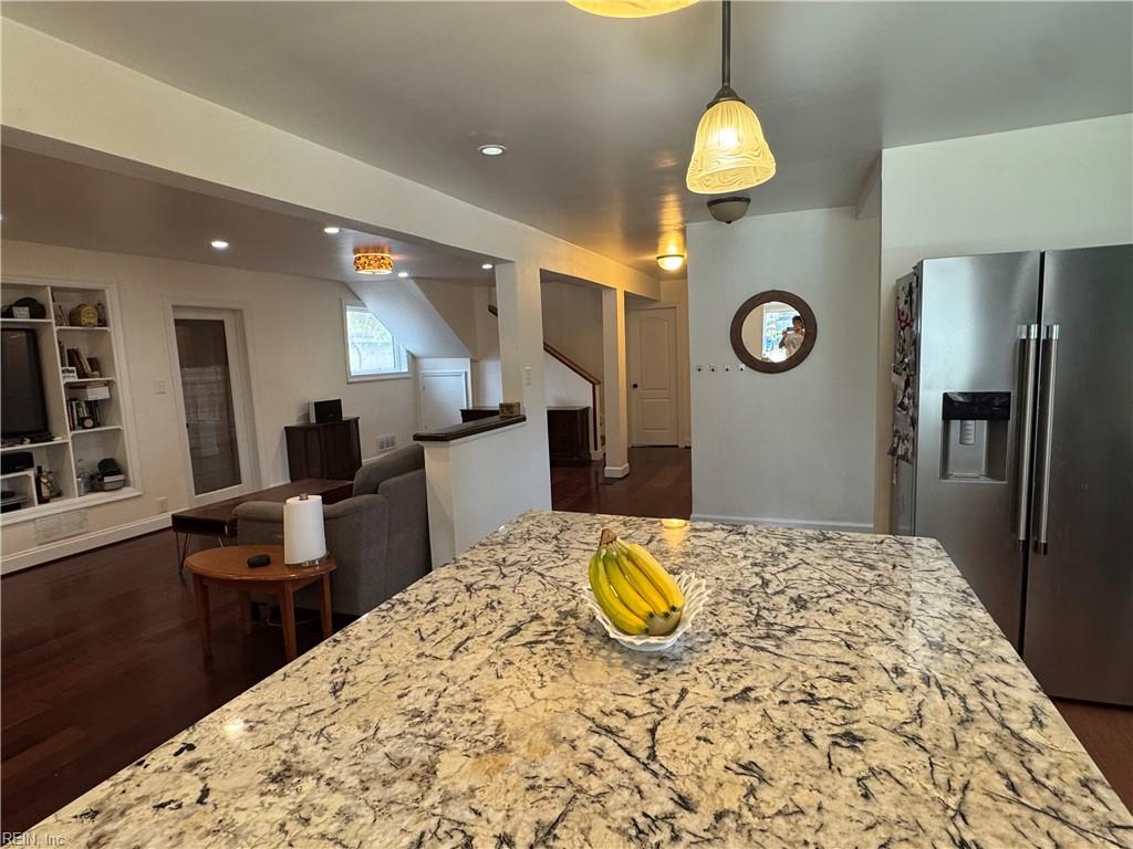 1659 Tallwood St Property Photo 18