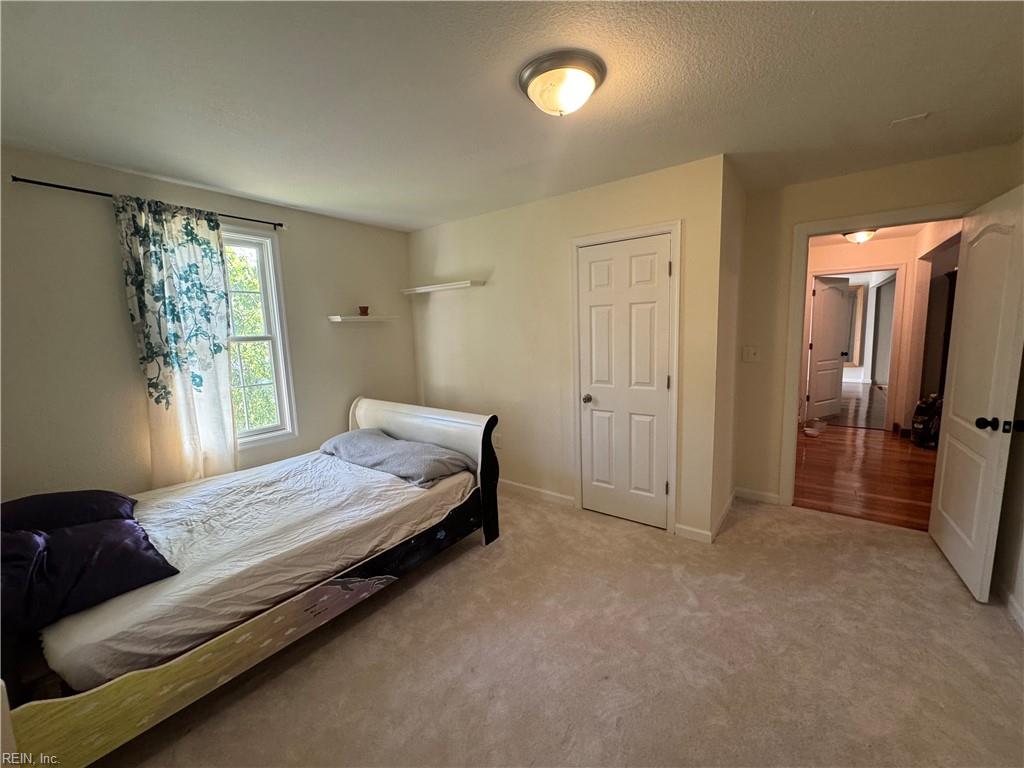 1659 Tallwood St Property Photo 26