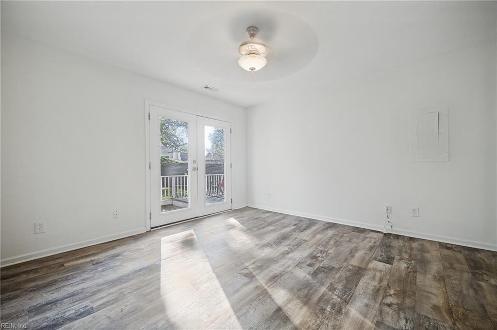 1605 Sweet Bay Ct Property Photo 14