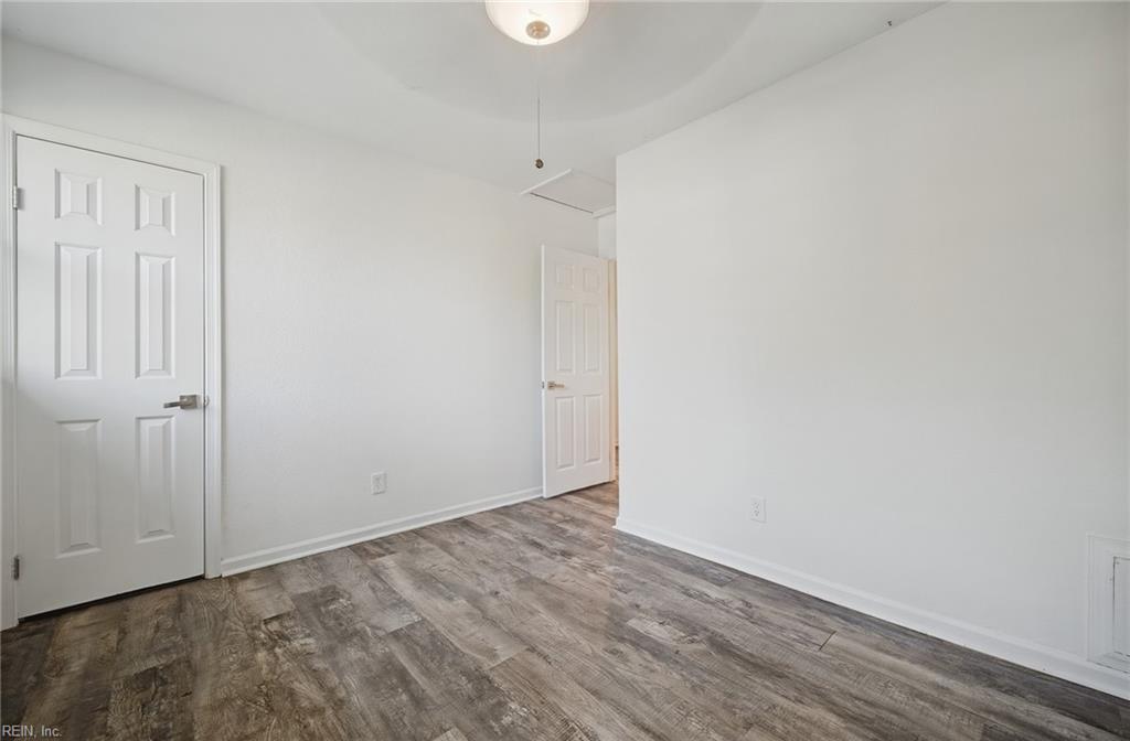1605 Sweet Bay Ct Property Photo 18