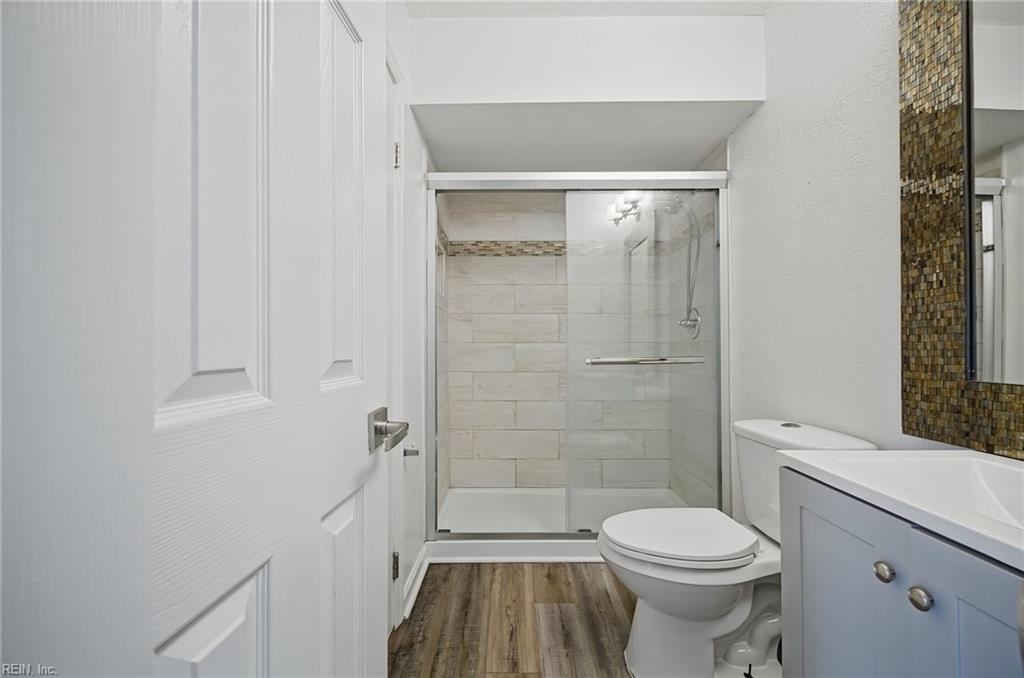 1605 Sweet Bay Ct Property Photo 25