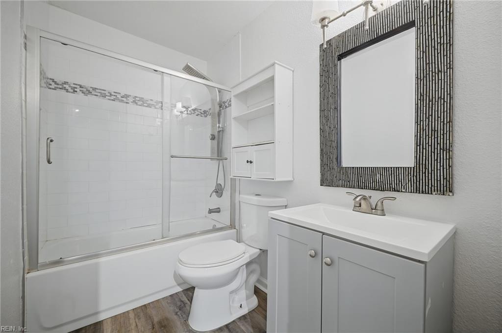 1605 Sweet Bay Ct Property Photo 26