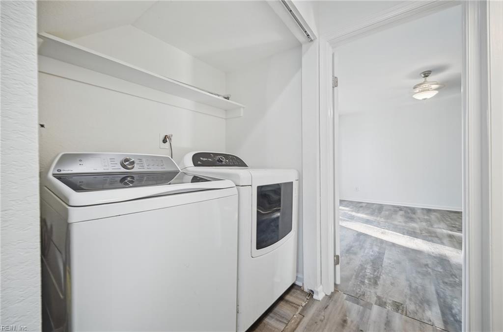 1605 Sweet Bay Ct Property Photo 27