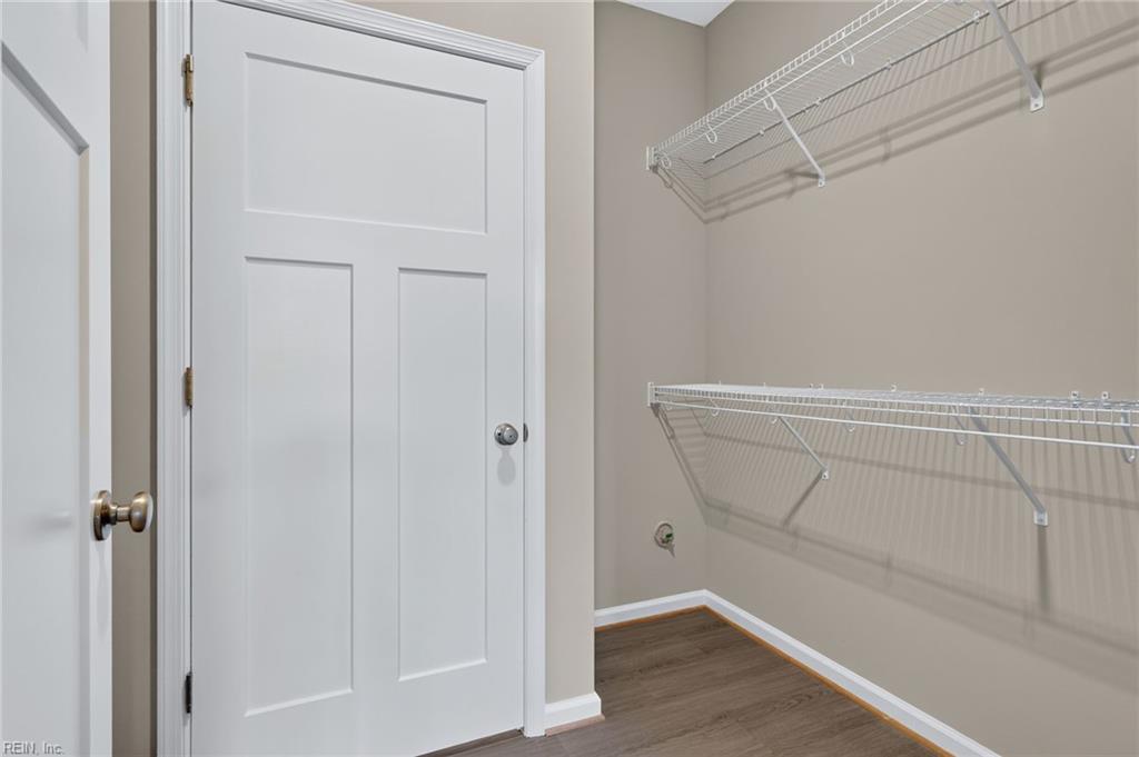 2010 Ashworth Way Property Photo 10