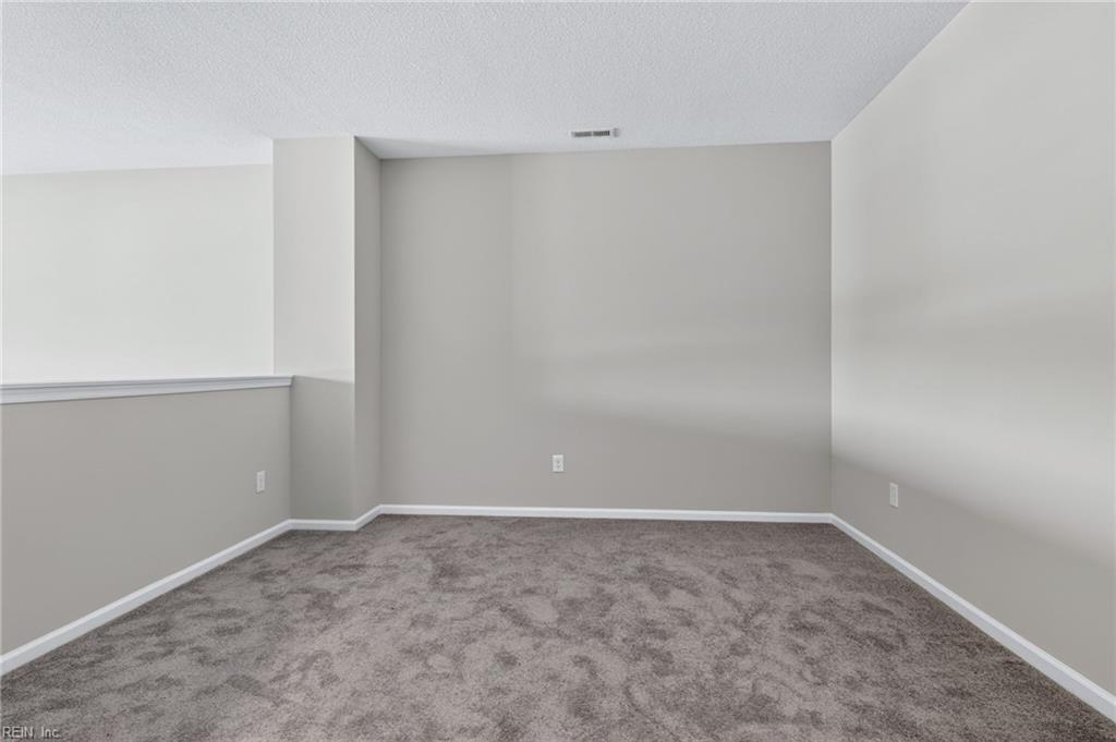 2010 Ashworth Way Property Photo 13