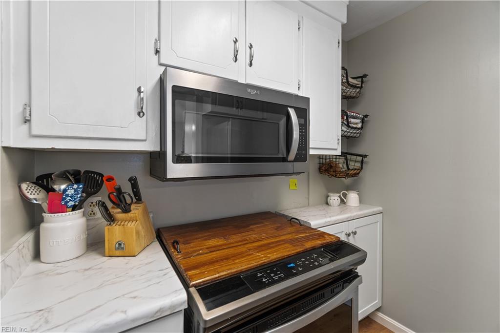 9610 Selby Place Pl Property Photo 13
