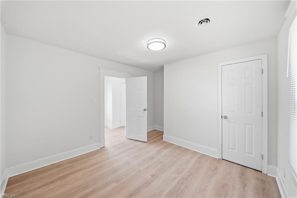 1222 27th St Property Photo 22
