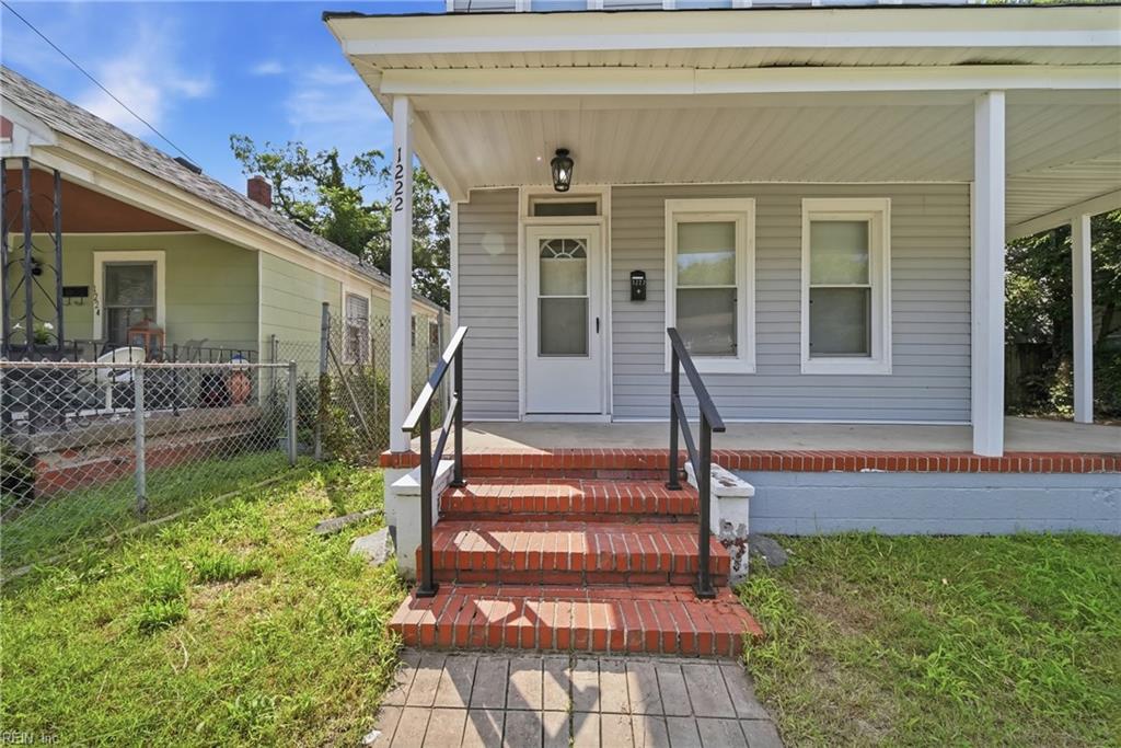 1222 27th St Property Photo 31