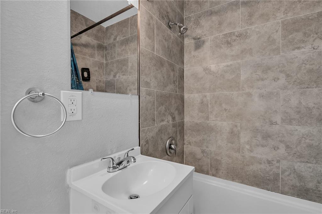 2227 Elm Ave Property Photo 31