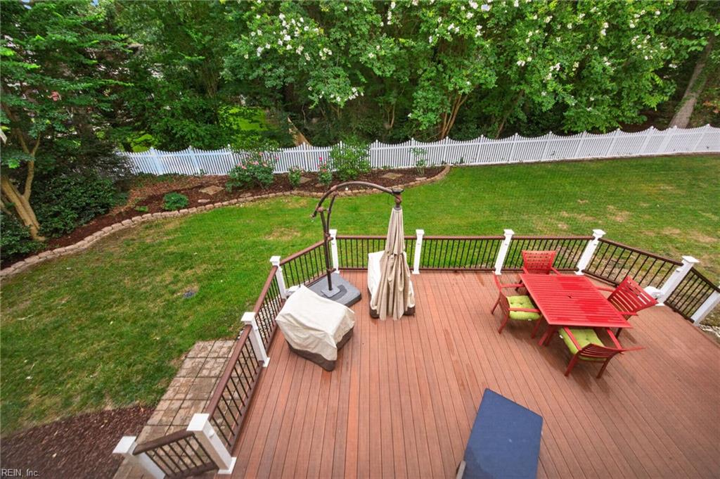 849 Bishopsgate Ln Property Photo 24