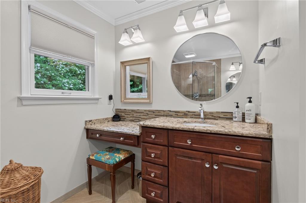 849 Bishopsgate Ln Property Photo 27