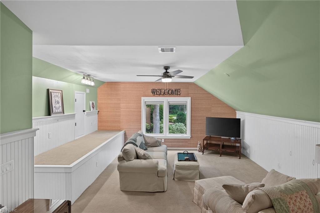 849 Bishopsgate Ln Property Photo 32
