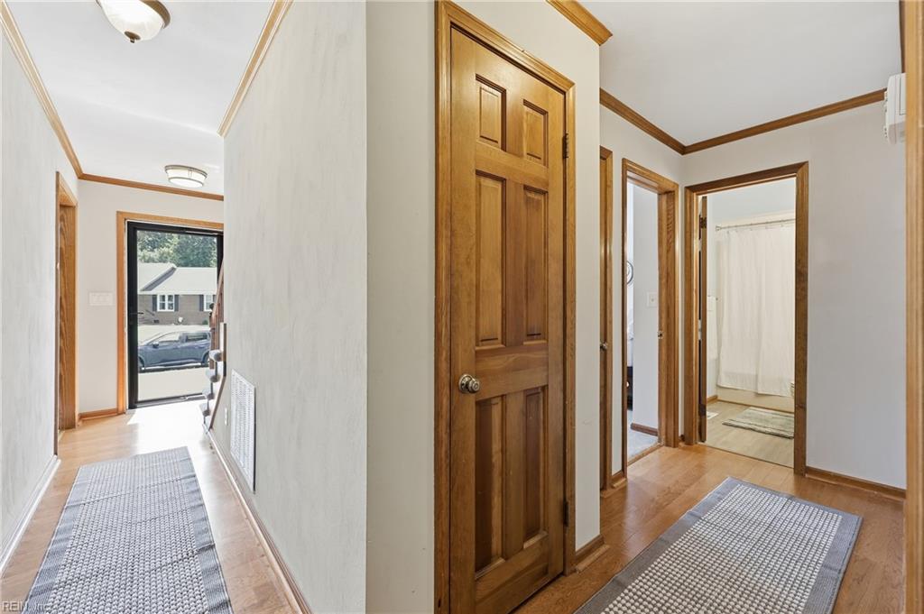 708 Wimbley Ln Property Photo 18