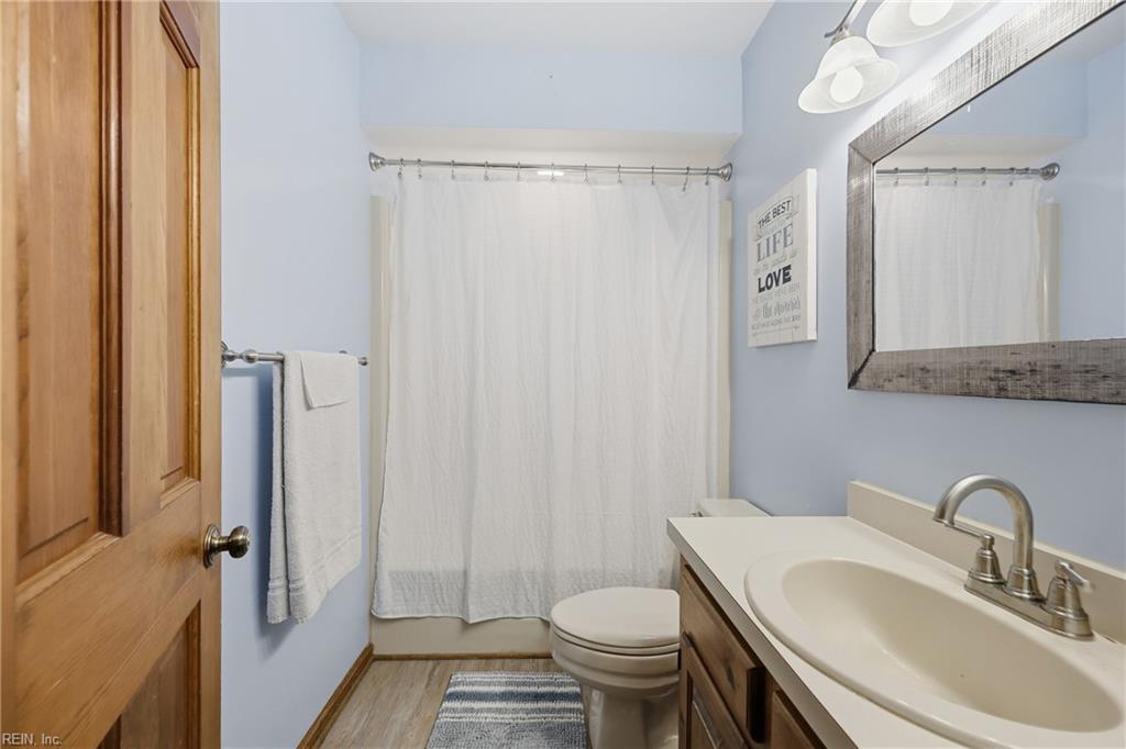 708 Wimbley Ln Property Photo 24