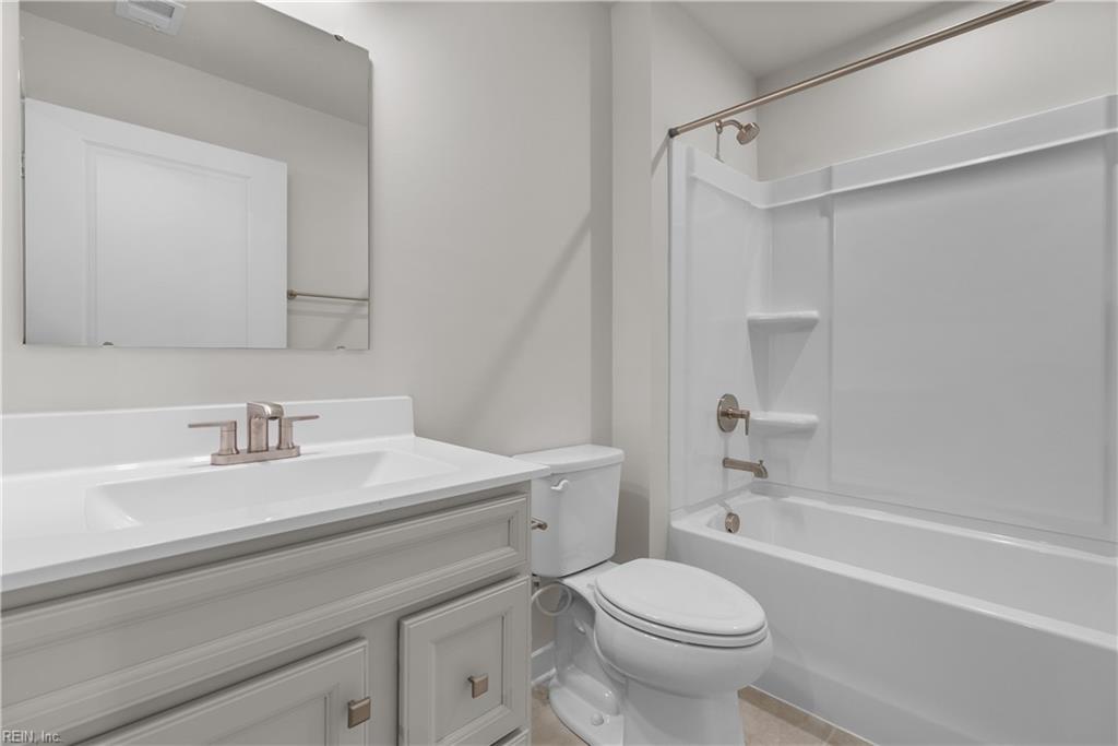 208 Joy Ln Property Photo 18