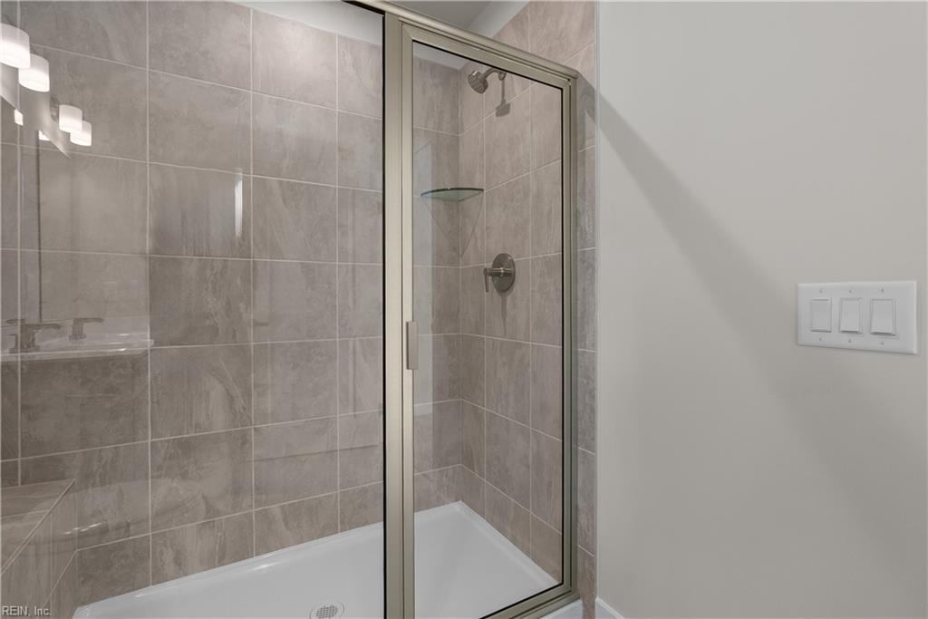 208 Joy Ln Property Photo 27