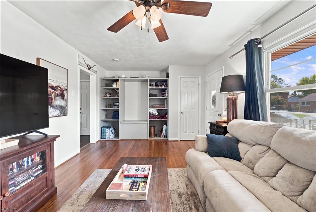 13 Bedford Ct Property Photo 9