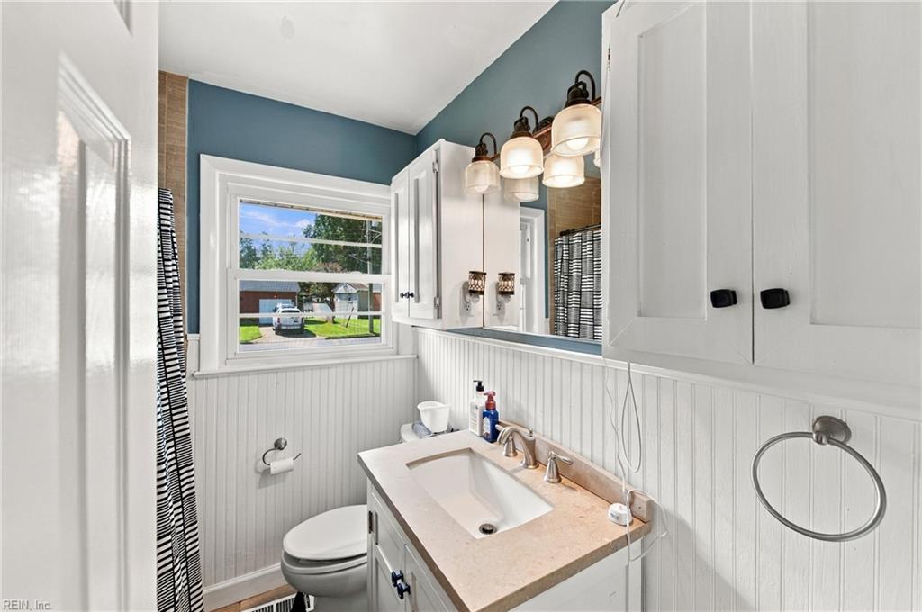 13 Bedford Ct Property Photo 11