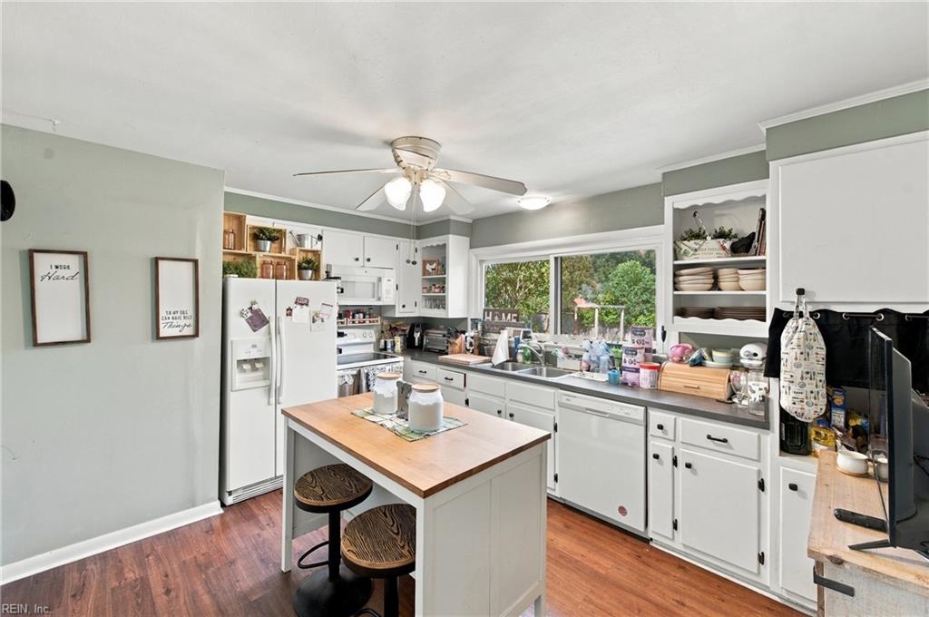 13 Bedford Ct Property Photo 16