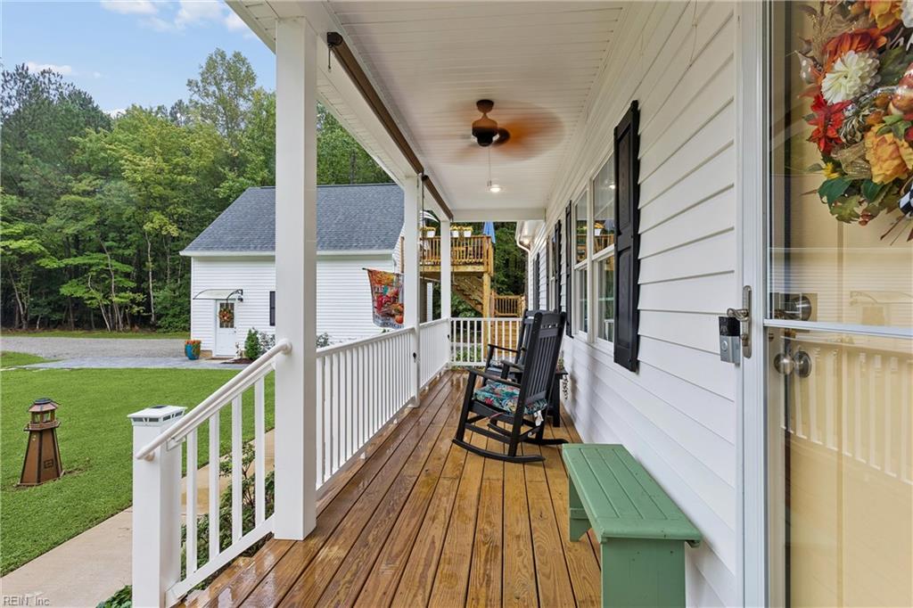 378 Goulders Creek Rd Property Photo 3