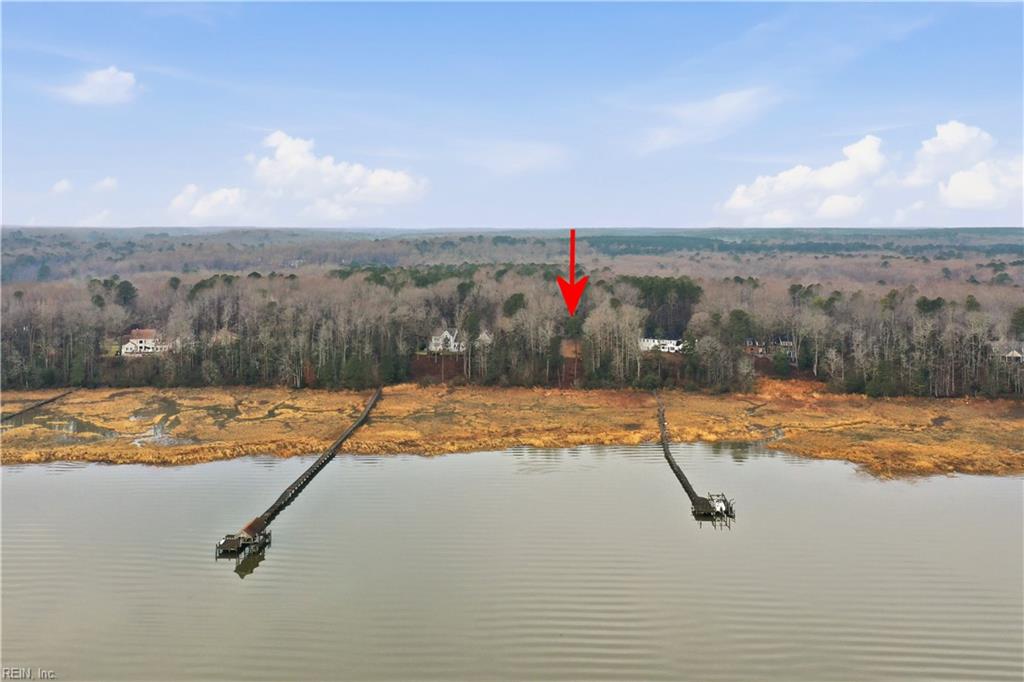 000 High Bluff Ln Property Photo 3