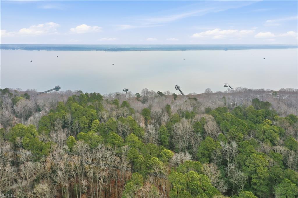000 High Bluff Ln Property Photo 14