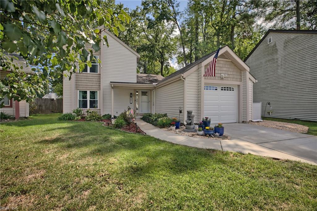 1004 Myrtle Ct Property Photo 2