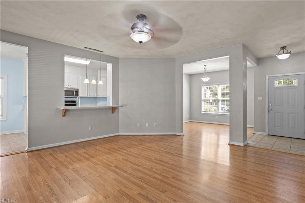 1128 Sheppard Ave Property Photo 12