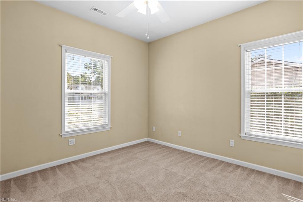 1128 Sheppard Ave Property Photo 21