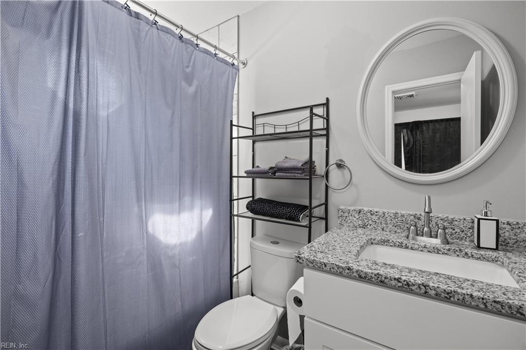 13 Neville St Property Photo 21