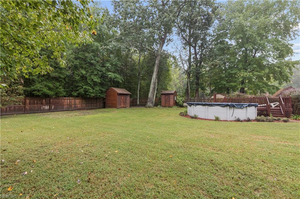 8165 Sheffield Dr Property Photo 8