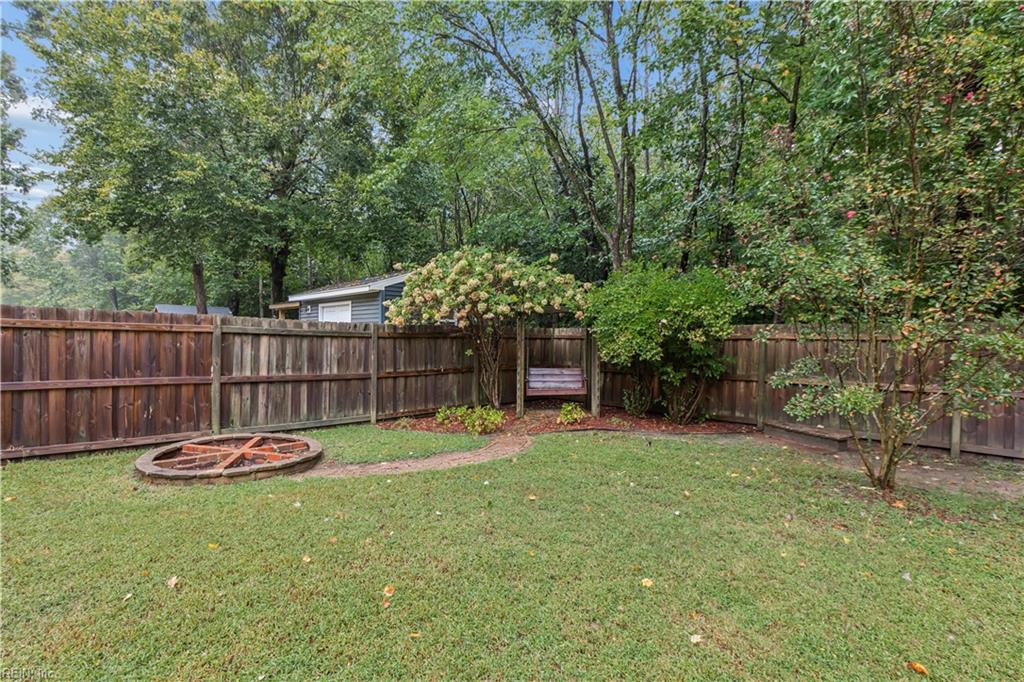 8165 Sheffield Dr Property Photo 9