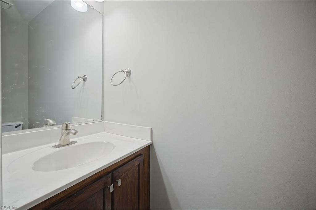 123 Plainfield Dr Property Photo 23