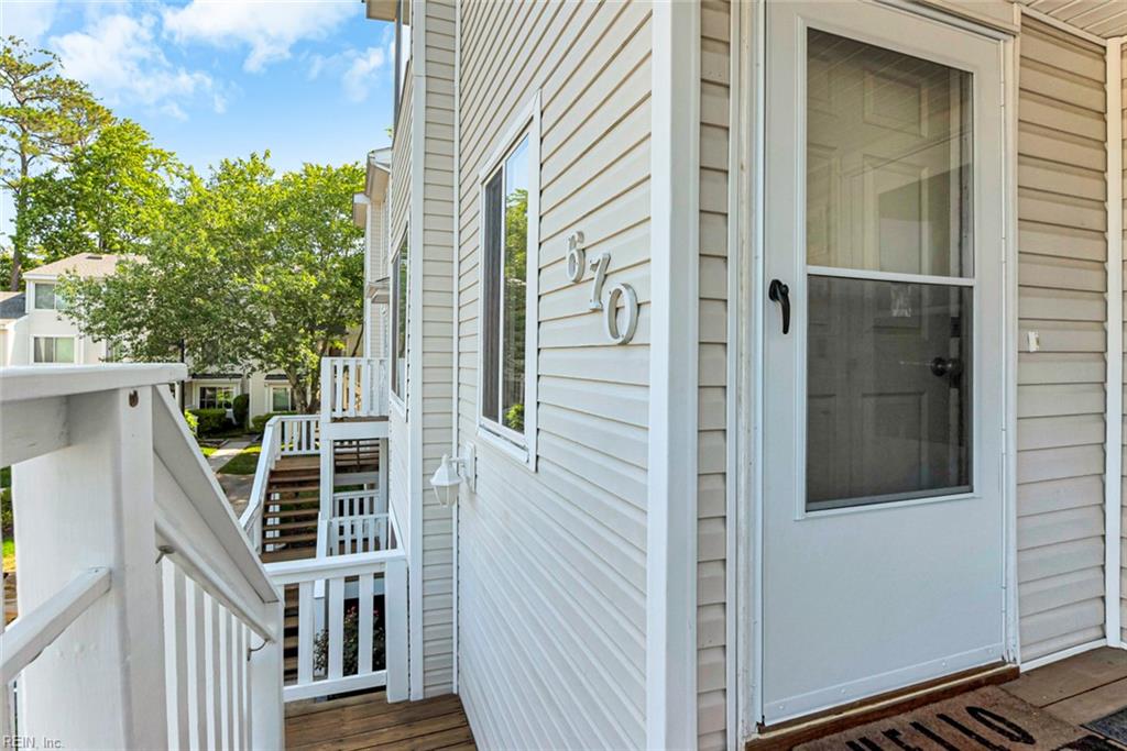 670 Seawatch Cv Property Photo 2