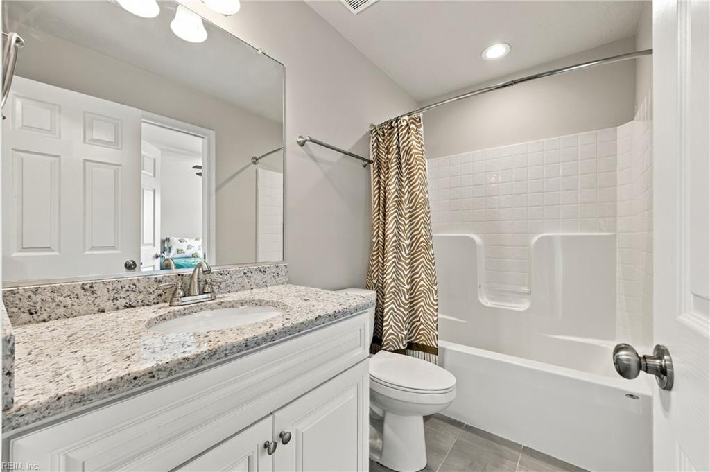 404 Foxgate Ct Property Photo 20