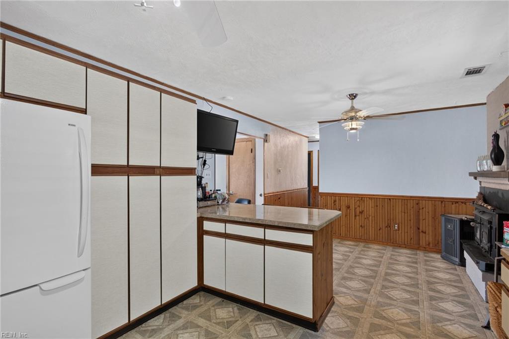 4740 Nuttfield Ln Property Photo 8