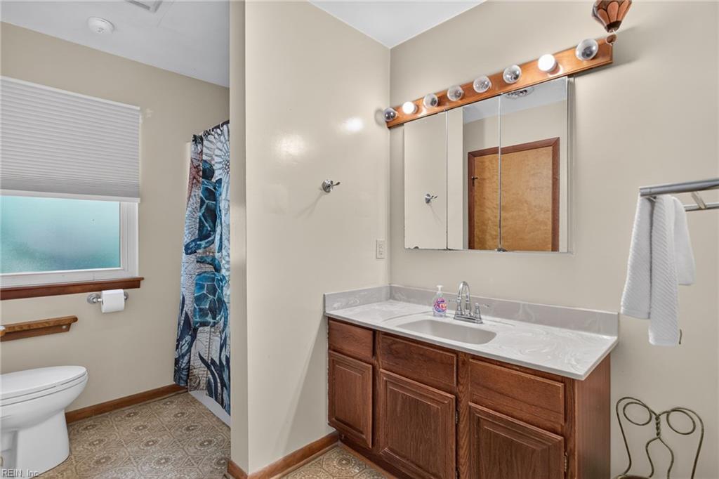 4740 Nuttfield Ln Property Photo 12