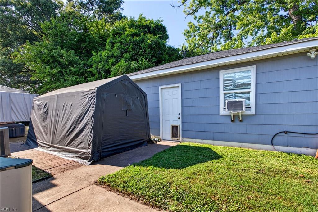 4740 Nuttfield Ln Property Photo 16