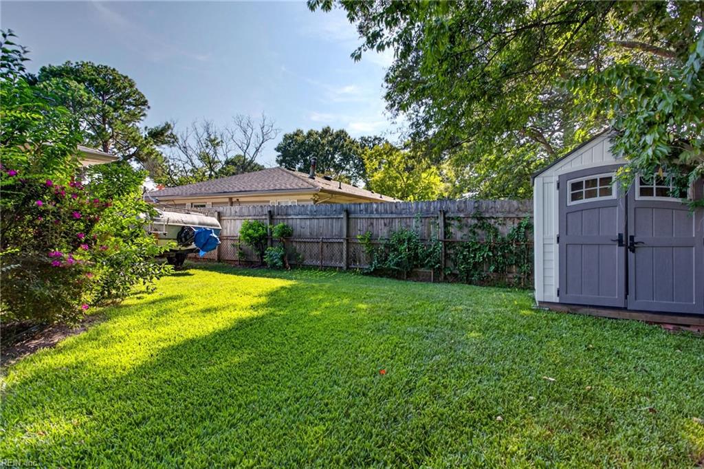 4740 Nuttfield Ln Property Photo 17