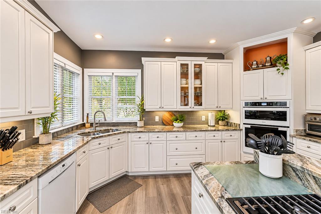 1152 Lawson Cove Cir Property Photo 8