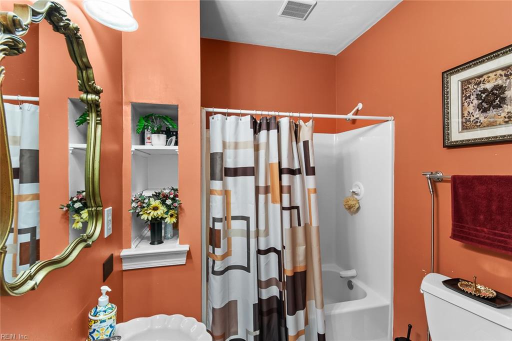 1152 Lawson Cove Cir Property Photo 11