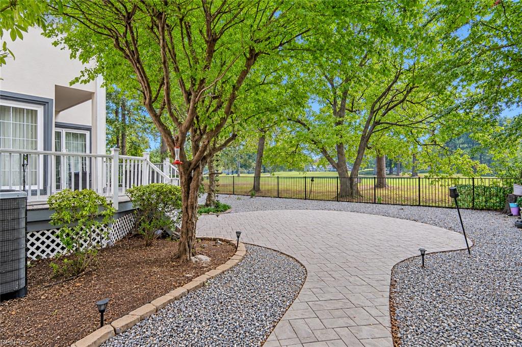 1152 Lawson Cove Cir Property Photo 42