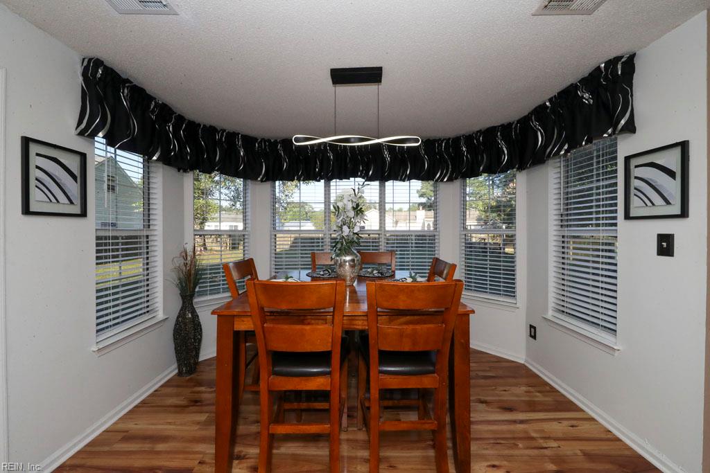 2080 Maple Leaf Cres Property Photo 13