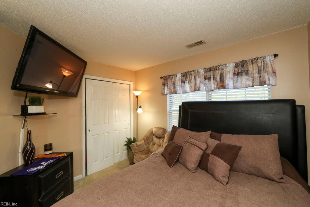 2080 Maple Leaf Cres Property Photo 32