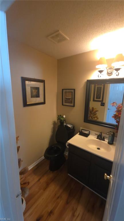 2080 Maple Leaf Cres Property Photo 37