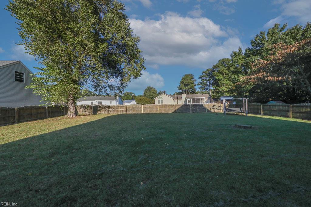 2080 Maple Leaf Cres Property Photo 47
