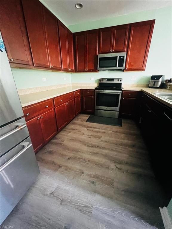 4237 Turnworth Arch Property Photo 9