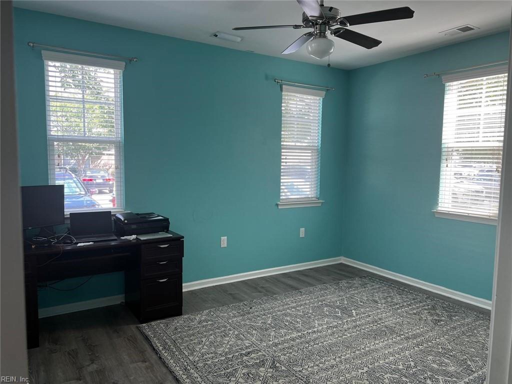 4237 Turnworth Arch Property Photo 11