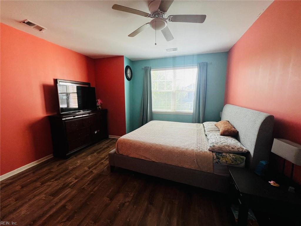 4237 Turnworth Arch Property Photo 15